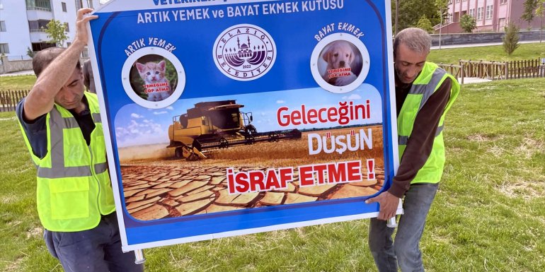 Elazığ'da artık yemekler belediye aracılığıyla sahipsiz hayvanlara ulaştırılıyor