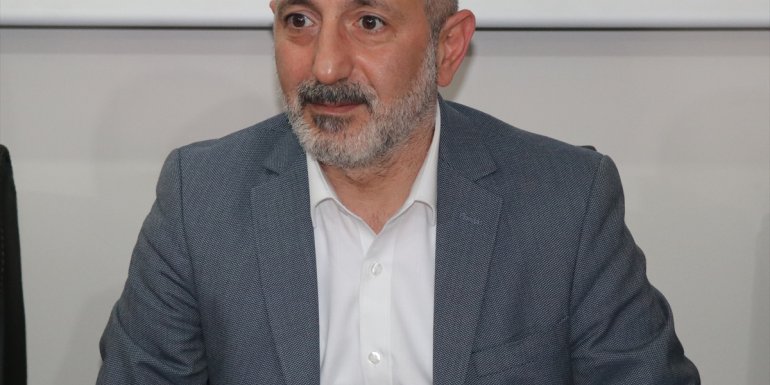 CHP'li Öztunç Erzincan'da basın toplantısı düzenledi