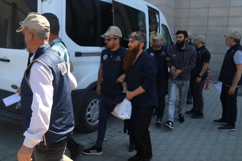 operasyonunda şüpheli yakalanan 11 Erzincan adliyede merkezli DEAŞ 2