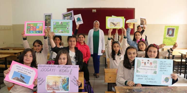 Çevreci Tuba öğretmen öğrencileri ve ailelerini "iklim elçisi" yapıyor