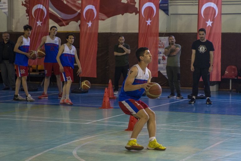 bin 30 yaptırılması spor gence Erzurum