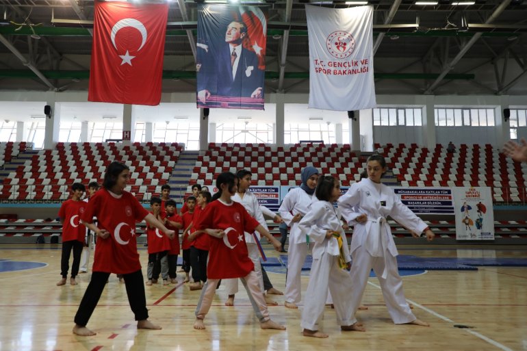 GSB SPOR OKULLARI VE GSB ENGELSİZ SPOR OKULLARI GÖRKEMLİ TÖRENLE AÇILDI7