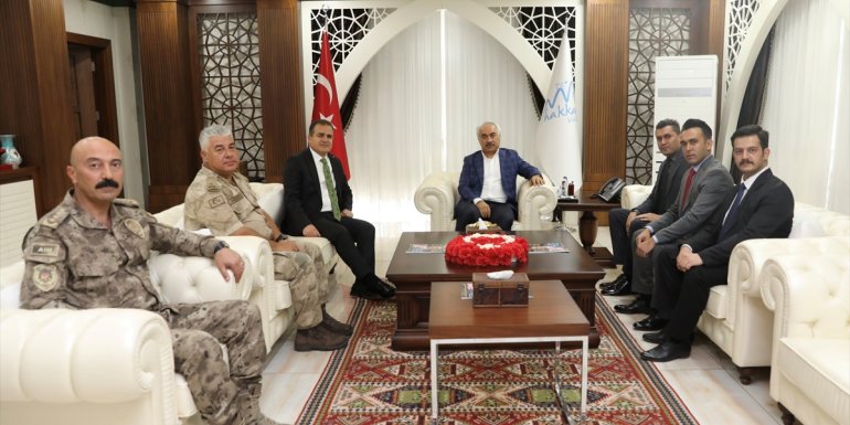 İçişleri Bakan Yardımcısı Ersoy, Hakkari Valisi Akbıyık'ı ziyaret etti