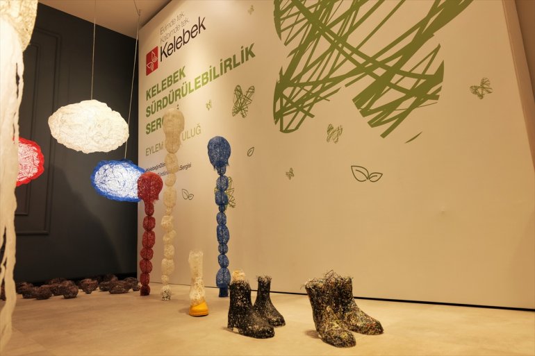 açılmaya ediyor yeni Mobilya, dünyaya Kelebek devam konseptiyle 7