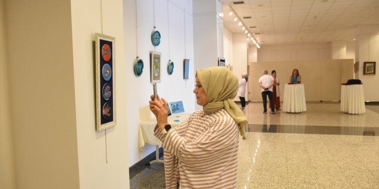 Arslantepe figürlerinin seramiğe aktarıldığı sergi Malatya'da açıldı