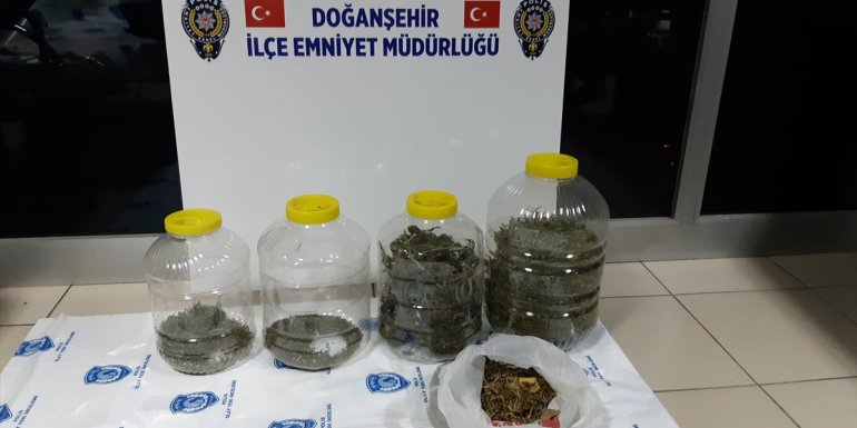 Malatya'da uyuşturucu operasyonda yakalanan zanlı tutuklandı