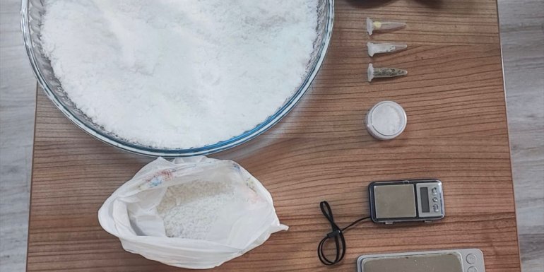 Malatya merkezli uyuşturucu operasyonunda 17 şüpheli yakalandı1