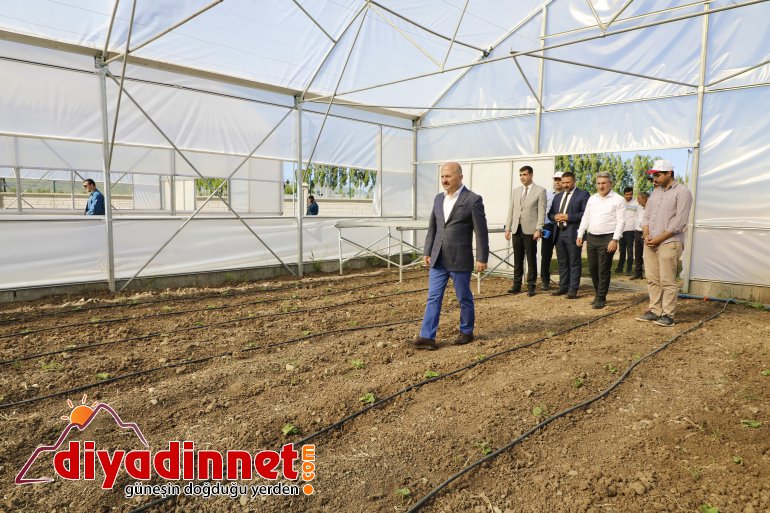 Vali Varol, Aşkale Köyünü Ziyaret Ederek Üreticilerle Bir Araya Geldi8