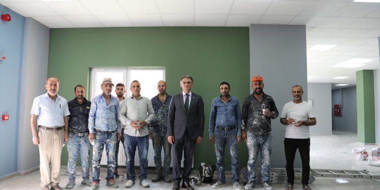 Van Büyükşehir Belediyesinin Fidanlık Parkı'ndaki çalışmaları sürüyor