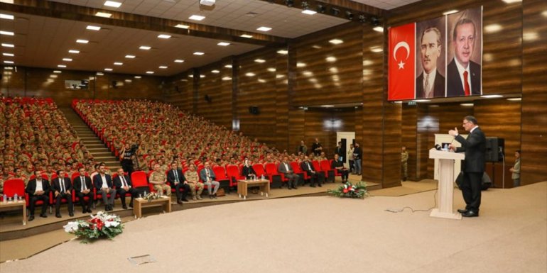 Van'da güvenlik korucularına eğitim semineri