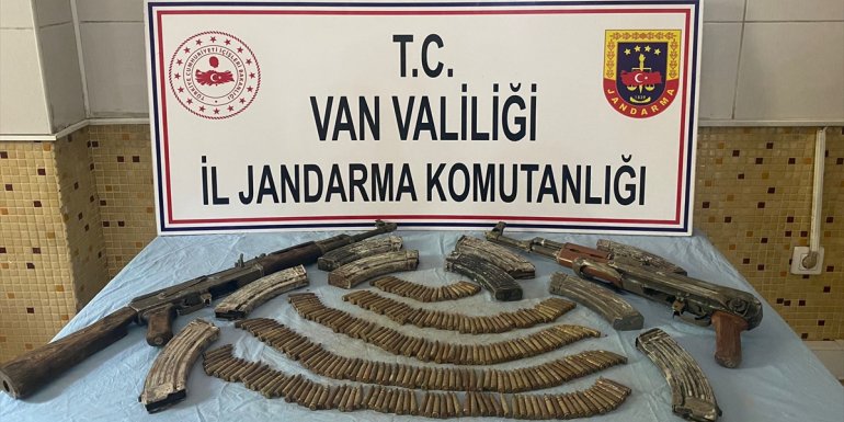 Van'da silah ve mühimmat ele geçirildi
