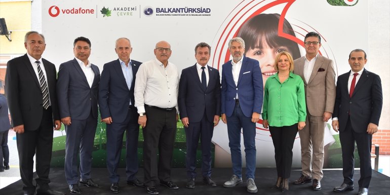 Vodafone, elektronik atıkları Bursalı çocuklar için kodlama sınıfına dönüştürdü