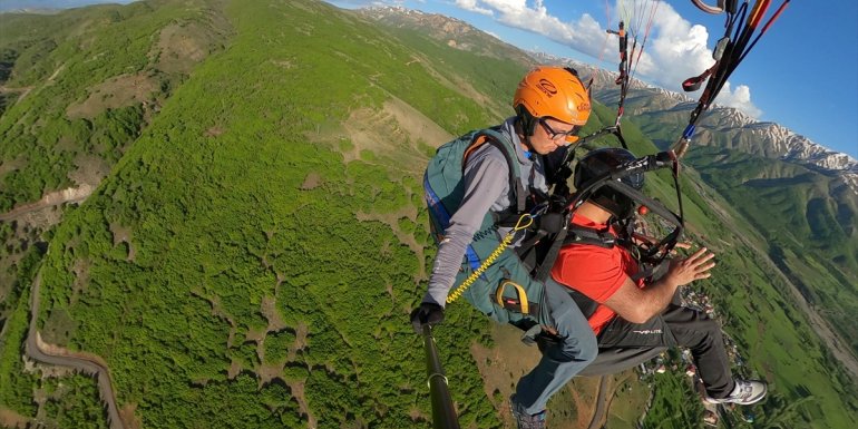 Yedisu'da yamaç paraşütü etkinliği