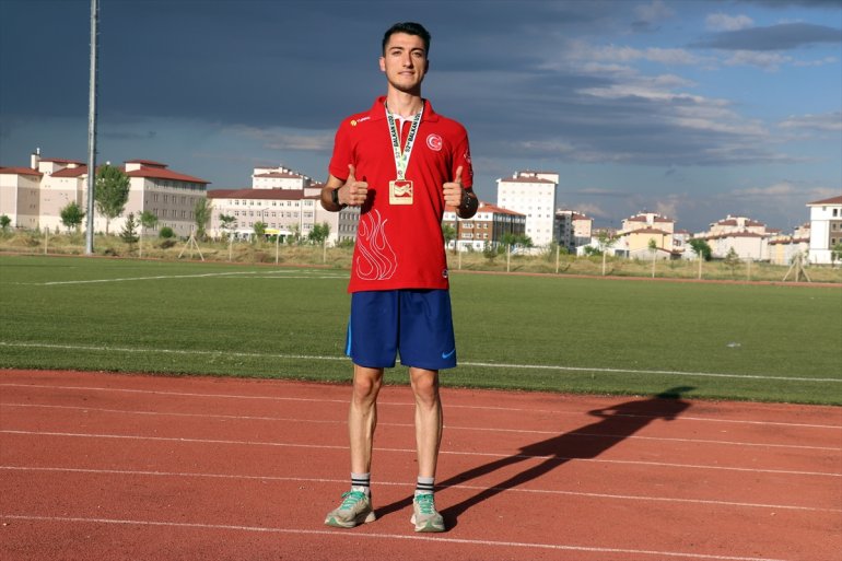 şampiyonu yeni AĞRI milli Balkan - Ali atlet çalışıyor Demir, başarılar yoğun için 11