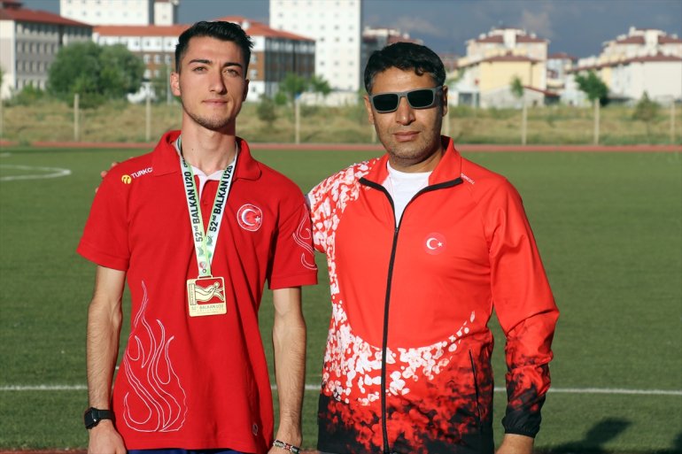 Ali çalışıyor AĞRI şampiyonu Demir, milli yeni atlet - başarılar Balkan yoğun için 12