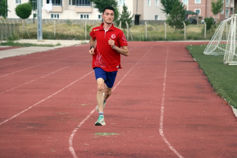 çalışıyor - yoğun şampiyonu atlet AĞRI milli başarılar için Ali yeni Balkan Demir, 8