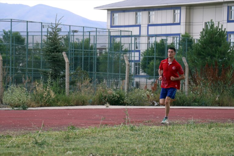 için başarılar Demir, yoğun yeni - AĞRI Ali milli şampiyonu atlet Balkan çalışıyor 10