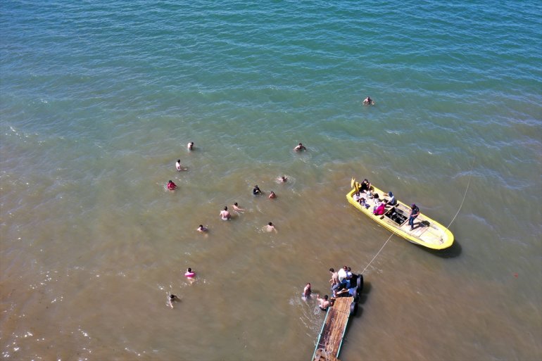 Gölü Doğu saklı AĞRI - aileleri kampçı Balık güzelliği ağırlıyor Anadolu