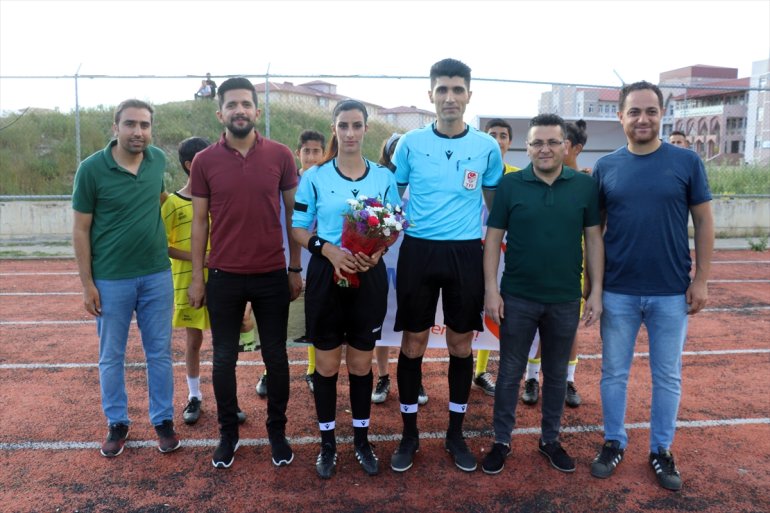 maçta evlilik hakemi, kız yönettiği teklifi - Futbol AĞRI arkadaşına yaptı 8