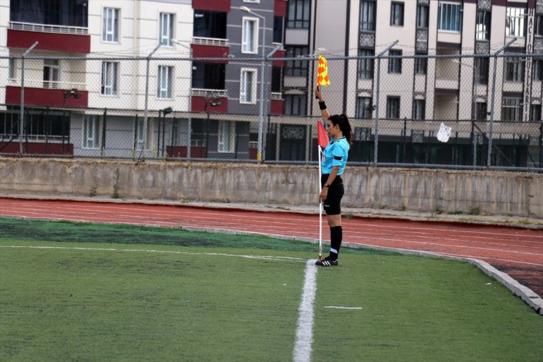 AĞRI maçta evlilik yaptı kız arkadaşına hakemi, teklifi Futbol yönettiği - 10