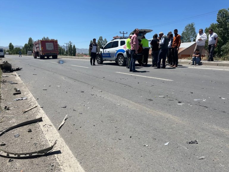 Ağrı kazada 3 kişi yaralandı3