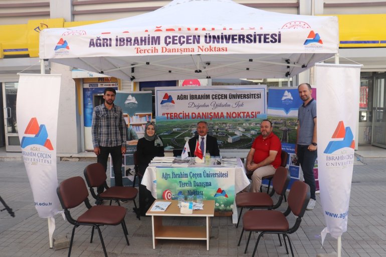 AİÇÜ yeni öğrencilerini bekliyor3