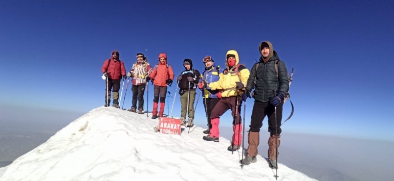 Dağcılar Ağrı Dağı