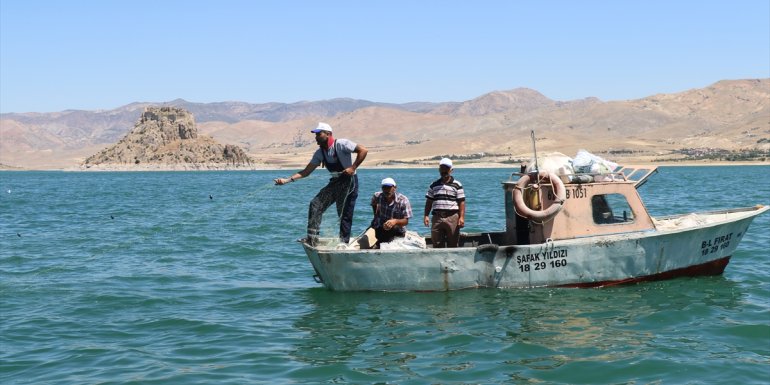 Elazığ'da avlanma yasağı döneminde 84 kişiye 350 bin lira ceza verildi