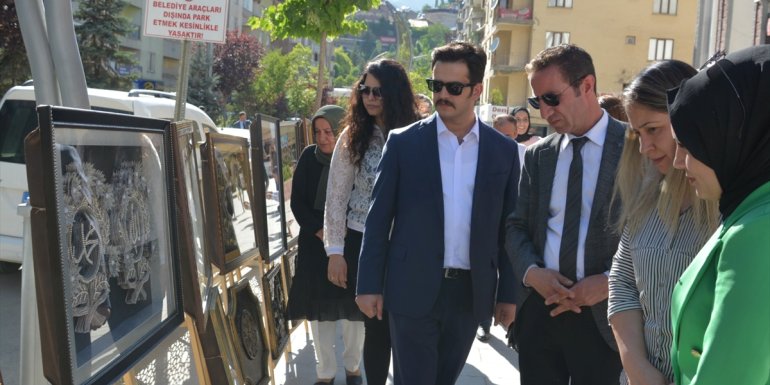 Hakkari'de ADEM kursiyerlerinin hazırladığı ürünler sergilendi