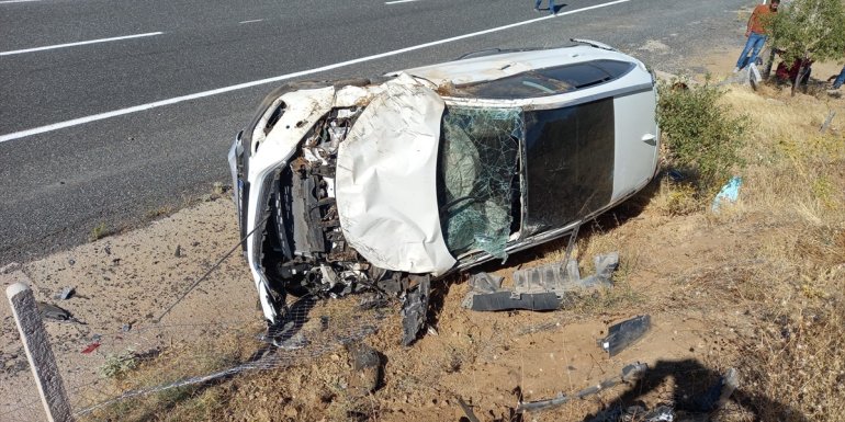 Keban'da otomobilin devrilmesi sonucu 1 kişi yaralandı