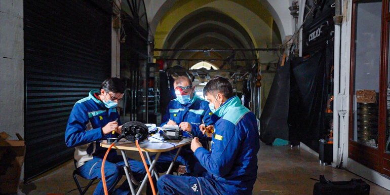 Türk Telekom CEO'su Önal: "Mükerrer yatırıma karşıyız ama yeni yerlere yatırıma gidecek iş birliğine hazırız"