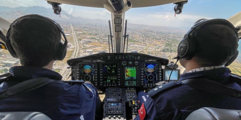 Van'da karadan ve havadan trafik denetimi yapıldı