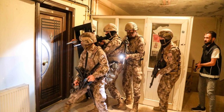 Van'da 15 düzensiz göçmen yakalandı