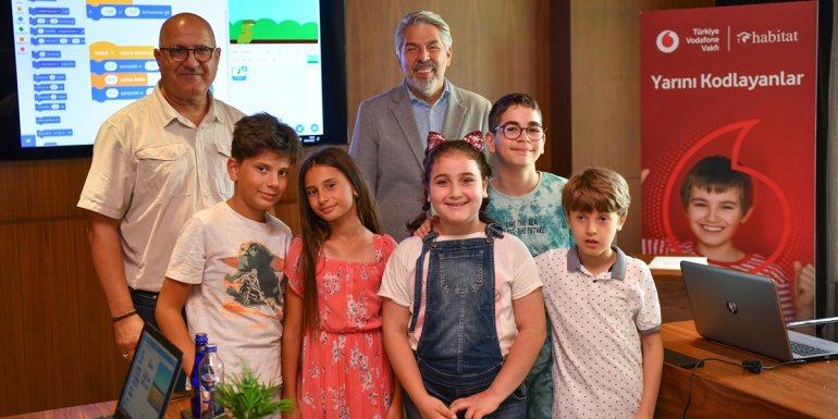 "Yarını Kodlayanlar"da her 1 liralık yatırım 7,7 liralık sosyal getiri sağladı