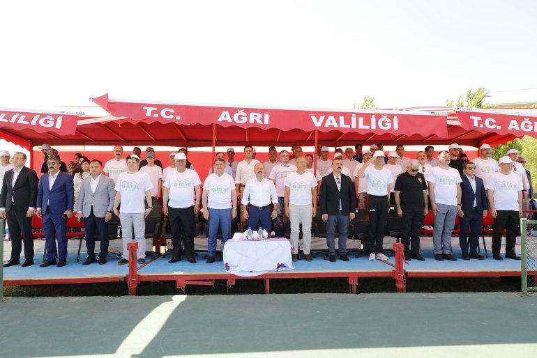 2. Ağrı Dağı Tenis Turnuvası başladı2