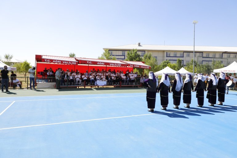 2. Ağrı Dağı Tenis Turnuvası başladı3