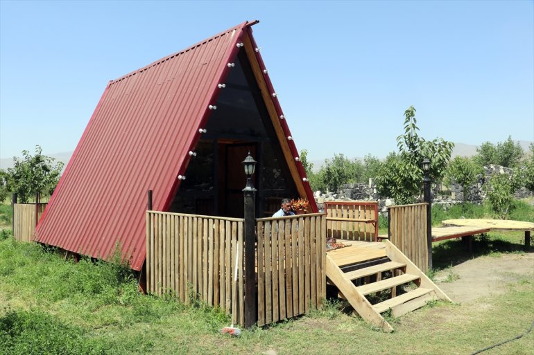 turizme istiyor hizmet araziye etmek meyve - Çorak kurduğu AĞRI bahçesiyle de 24