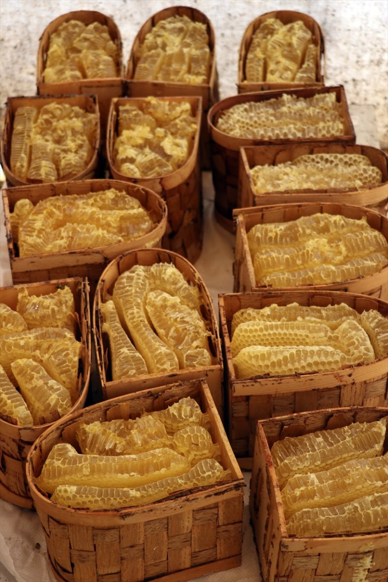 kaplı için Ordulu - yaylalarını AĞRI bal çiçeklerle ediyor tercih Ağrı üretimi arıcılar 19