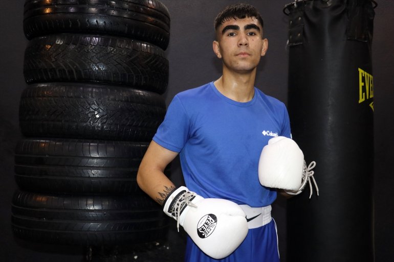 verdiği boksörün - eden sözünü madalya tutan hedefi Vefat babasına AĞRI Avrupa şampiyonluğu 7