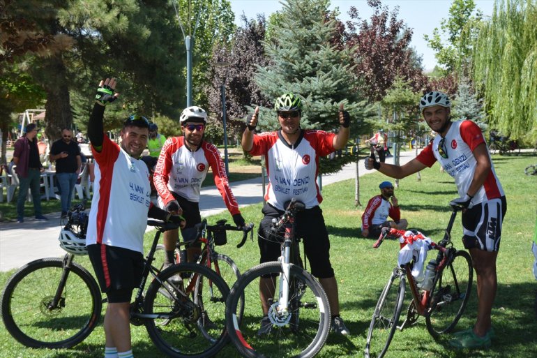 katılımcıları Bisiklet Van Bitlis’e BİTLİS ulaştı - Festivali” Denizi “4. 9