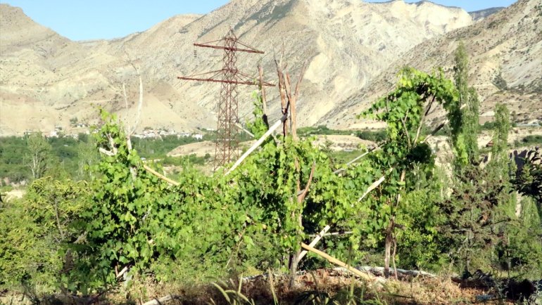Arazisinden geçen enerji hattı için başlattığı hukuk mücadelesini AYM kararıyla kazandı