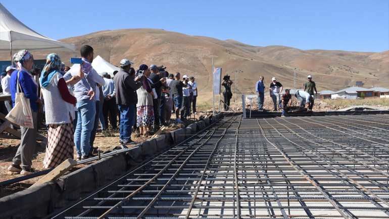Erzurum'da cemevinin törenle temeli atıldı