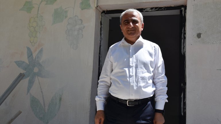 Hakkari'de yenileme çalışmalarıyla okulların çehresi değişiyor