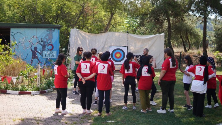 Heybeliada, yetim çocuklara kucak açtı5