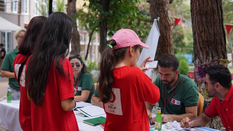 Heybeliada, yetim çocuklara kucak açtı7