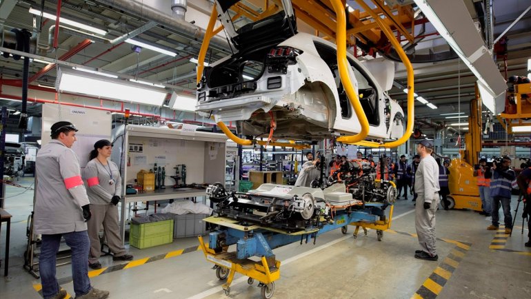 Peugeot, elektrikli modellerinin üretim sürecini açıkladı