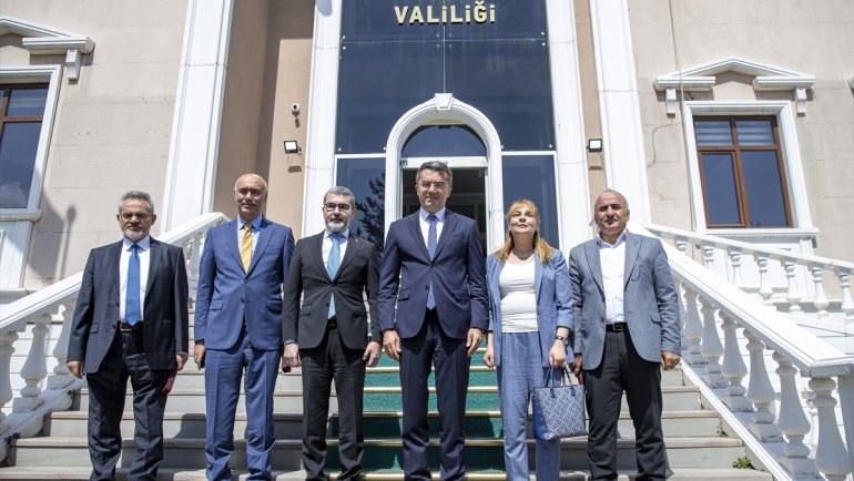 TİHEK Başkanı Prof. Dr. Muharrem Kılıç, Erzurum Valisi Memiş'i ziyaret etti