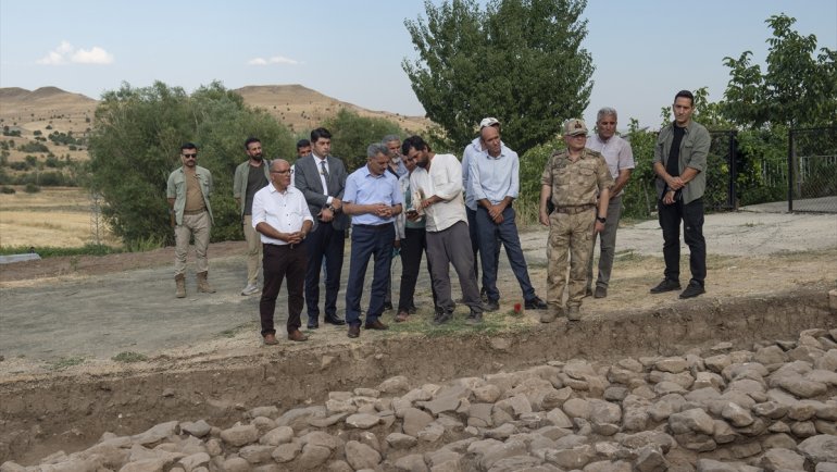 Tunceli Valisi Özkan, Tozkoparan Höyüğü