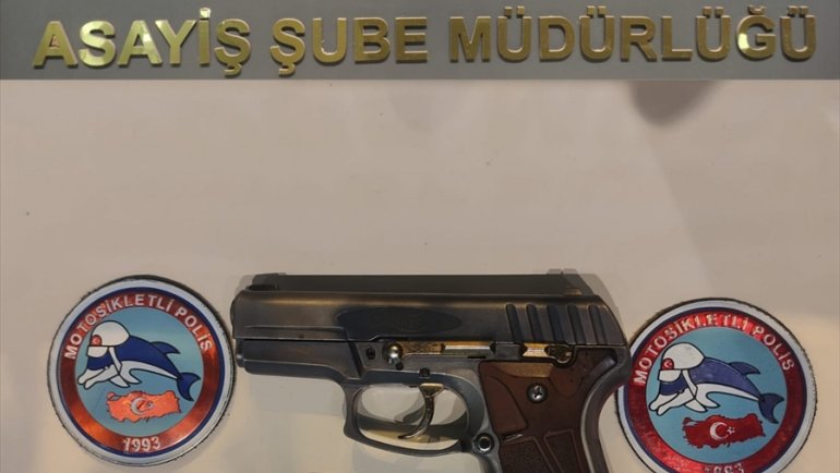 VAN - Çeşitli suçlardan aranan 13 kişi tutuklandı1