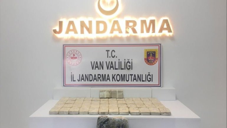 Van'da 32 kilo 265 gram uyuşturucu ele geçirildi